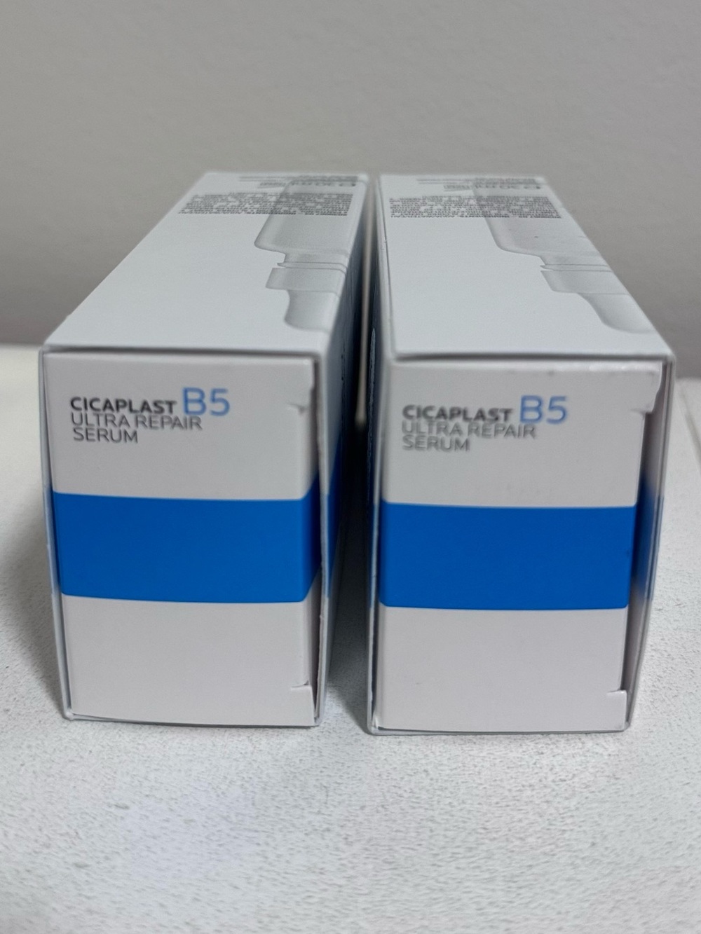 NEW La Roche-Posay Cicaplast B5 Ultra Repair Serum Duo - Set of 2 (30ml each) - Picture 4 of 6